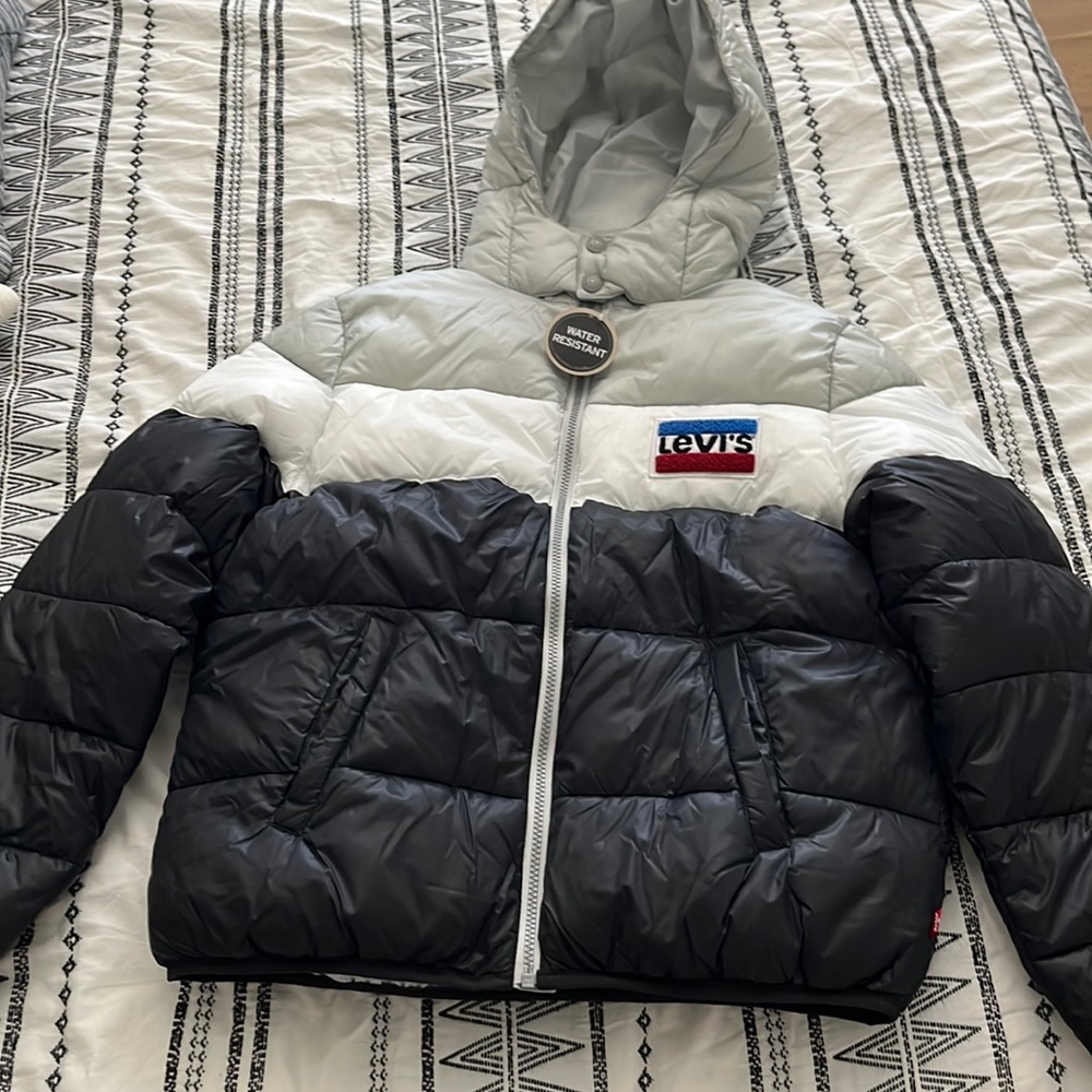 Levi’s water resistant jacket new